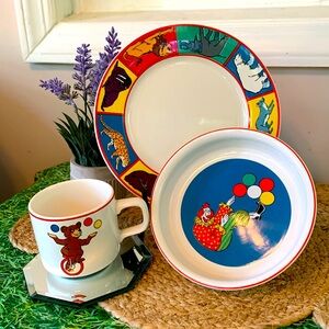 Vintage Collab Barnum and Bailey circus & Nabisco, 3 piece child dining set, EUC